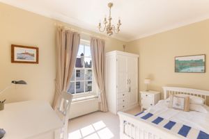 Photo 25- click for photo gallery